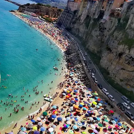 Emyteo Apartament Tropea