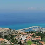 Apartment Emyteo *